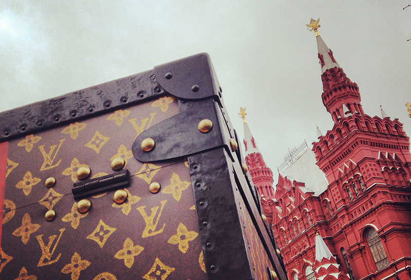 Louis Vuitton giant suitecase-shaped musem at Moscow's Red Square